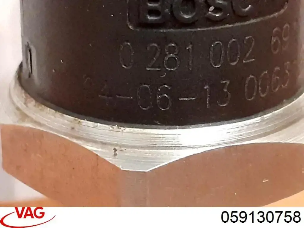 Датчик тиску палива VAG 059130758