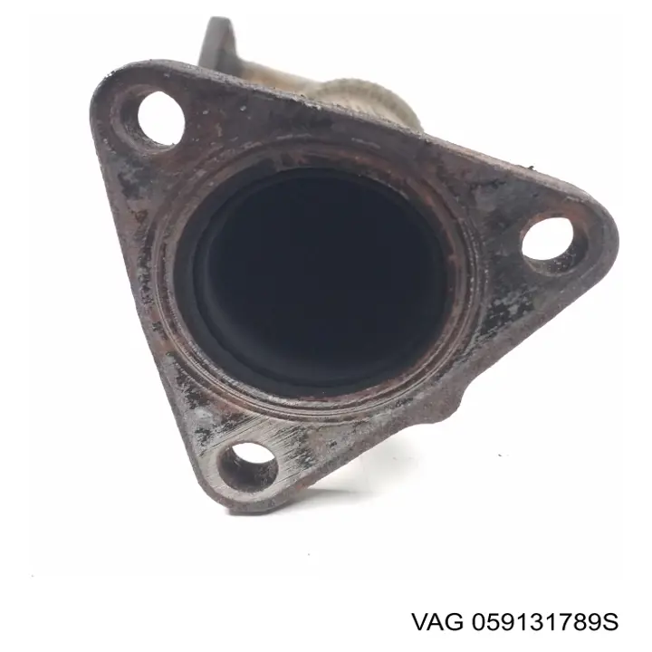 Патрубок турбіни вихлопних газів VAG 059131789S ціна, від 15.20 USD