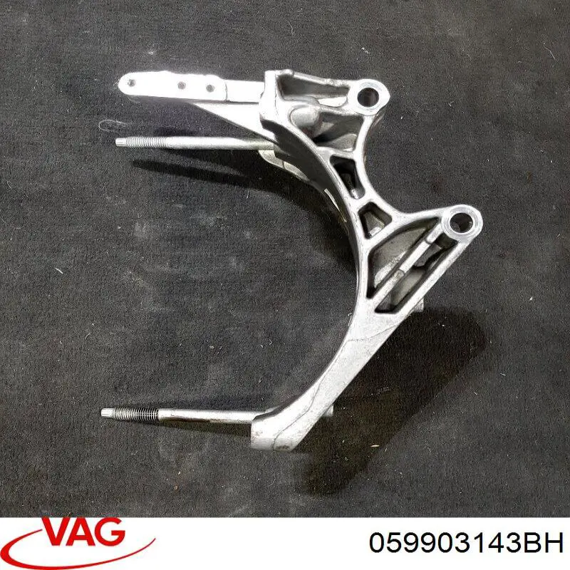 Купити 059903143BH VAG Кронштейн генератора