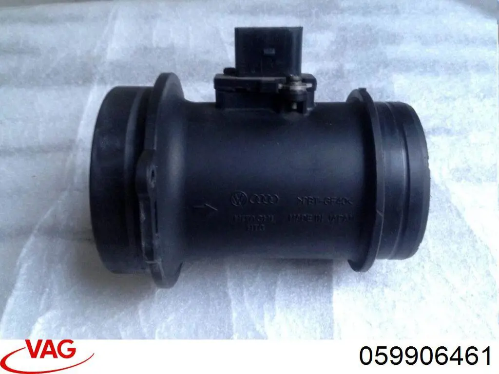 Датчик масової витрати повітря VAG 059906461 ціна, від 33.11 USD