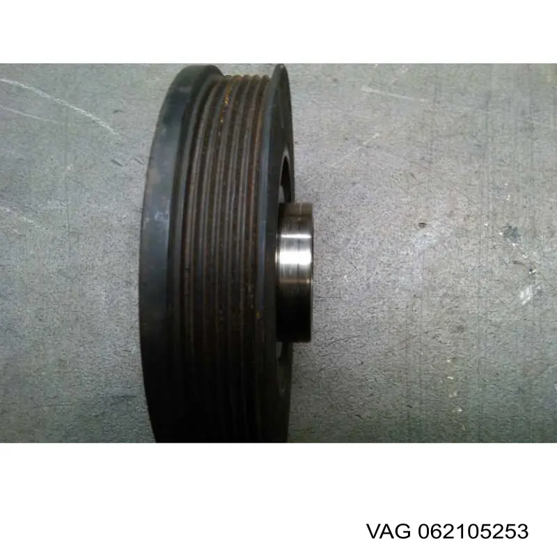 Шків колінвала (демпфер ) VAG 062105253 ціна, від 672.97 USD