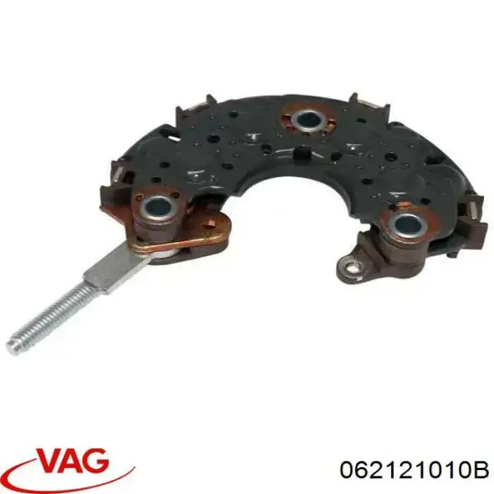 Водяний насос VAG 062121010B