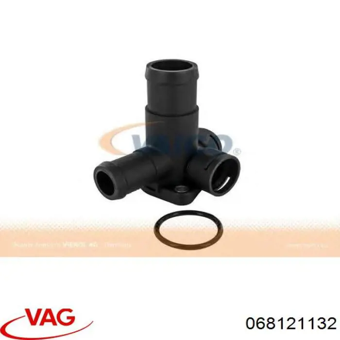 Купити 068121132 VAG Фланець системи охолодження (трійник)