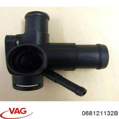 Купити 068121132B VAG Фланець системи охолодження (трійник)