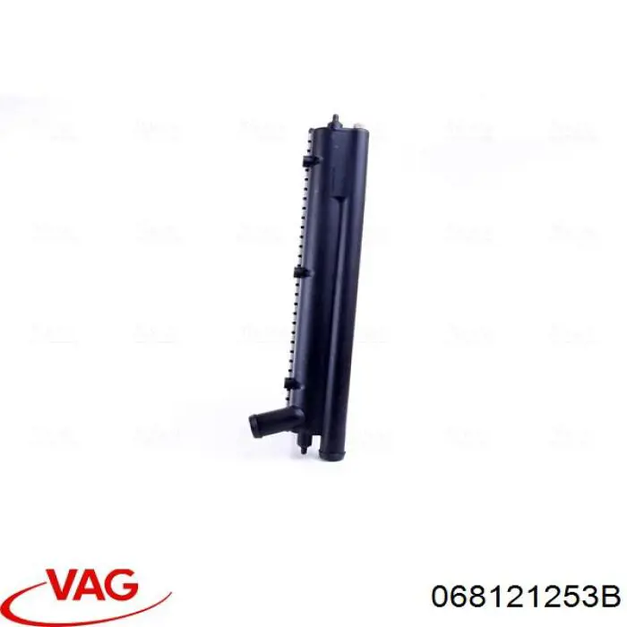 Купити 068121253B VAG Радіатор двигуна