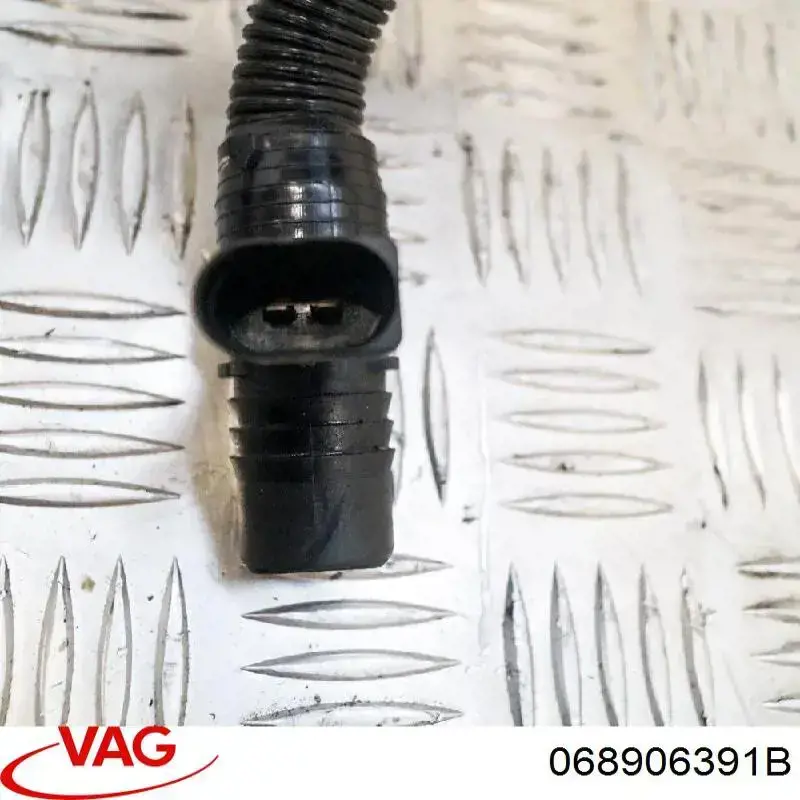 Купити 068906391B VAG Шланг для видалення повітря