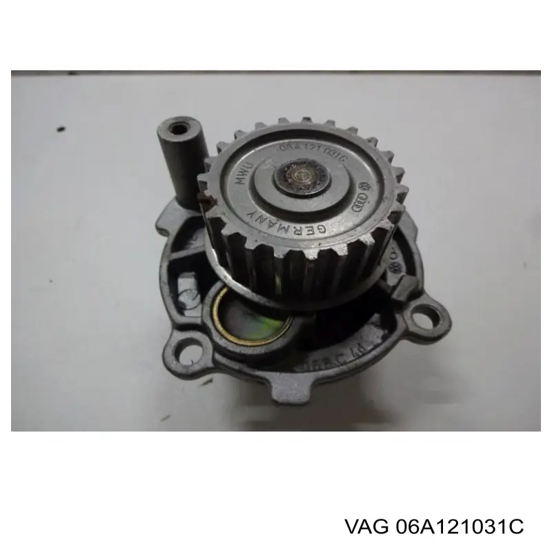 Помпа 06A121031C VAG