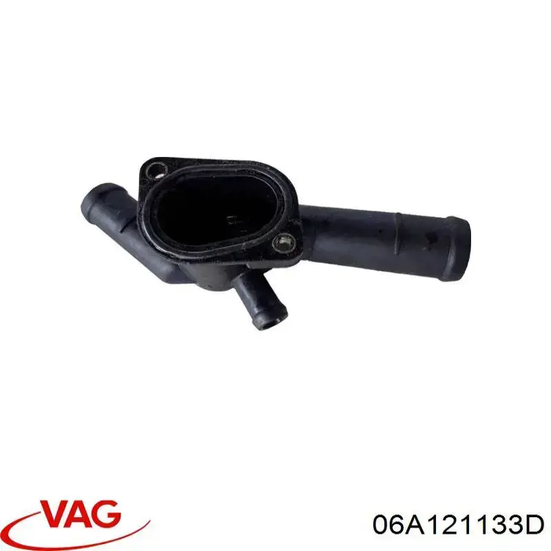 Купити 06A121133D VAG Фланець системи охолодження (трійник)