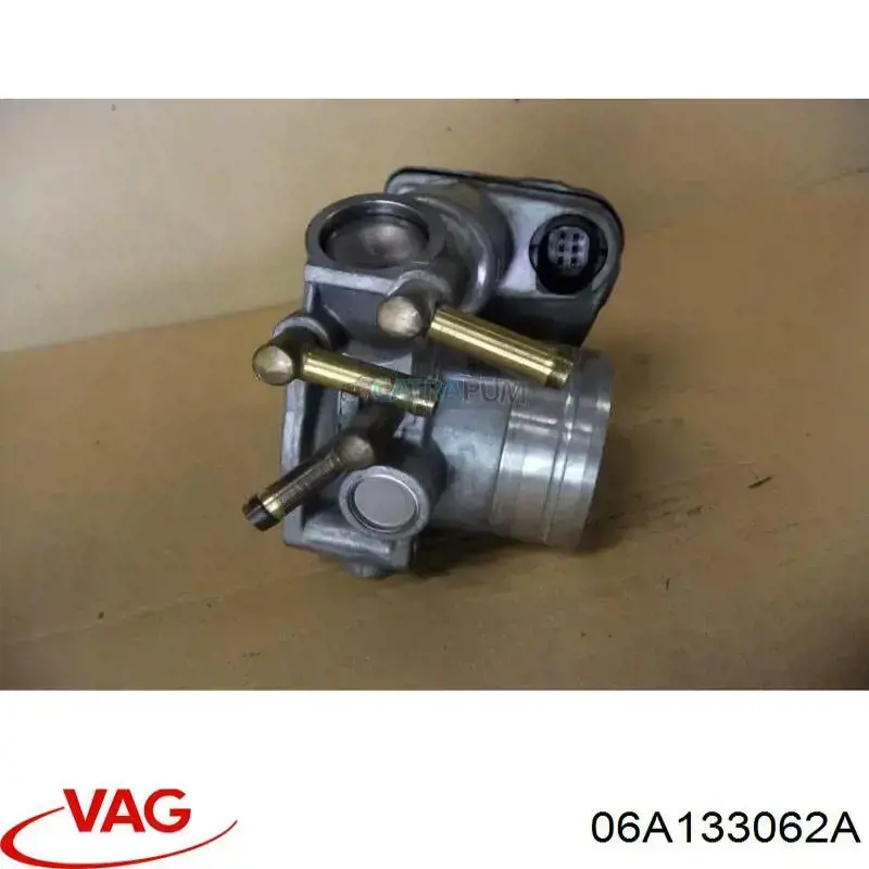 Блок дросельної заслінки VAG 06A133062A ціна, від 44.33 USD