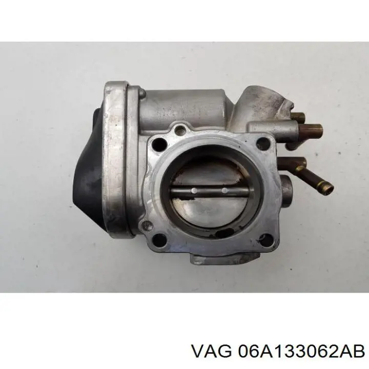 Купити 06A133062AB VAG Дросільна заслінка