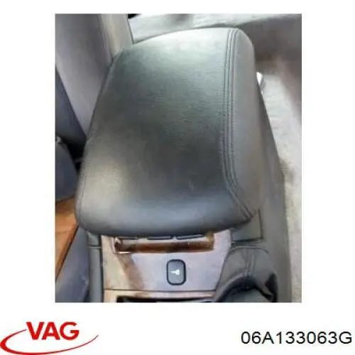 Дросільна заслінка 06A133063G VAG