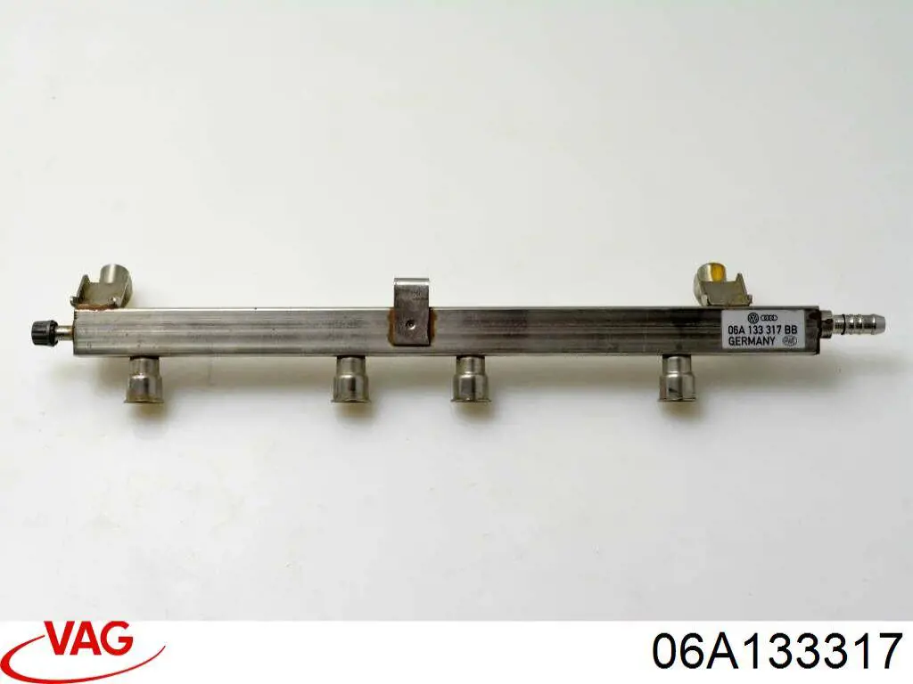 Рампа форсунок системи упорскування палива VAG 06A133317 ціна, від 45.15 USD
