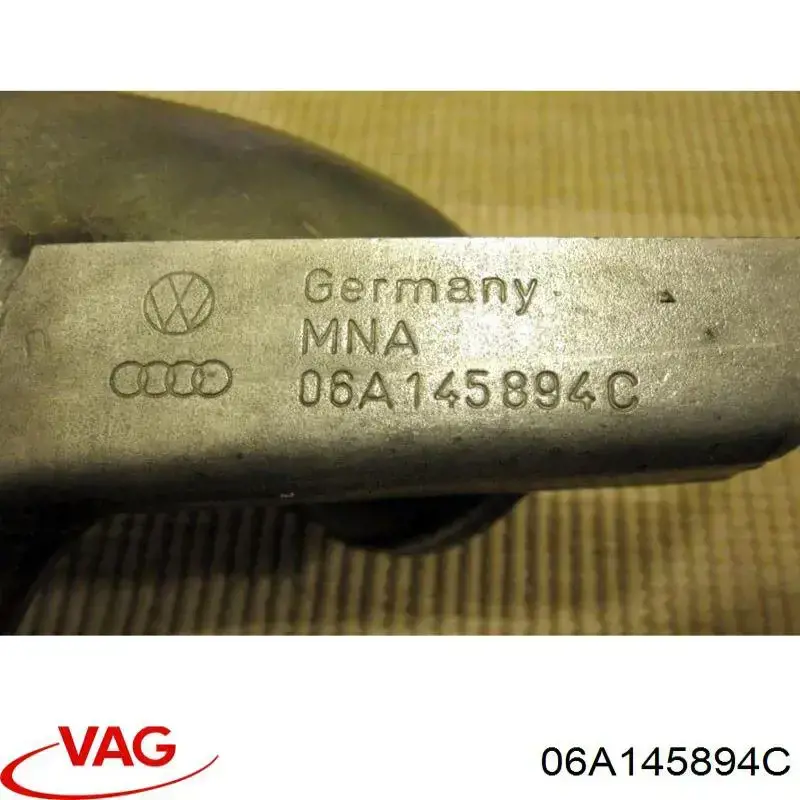 Шланг/патрубок интеркуллера VAG 06A145894 ціна, від 12.70 USD