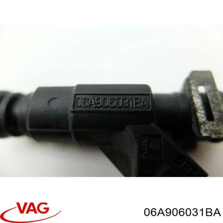 Паливні форсунки 99061837101 Vika