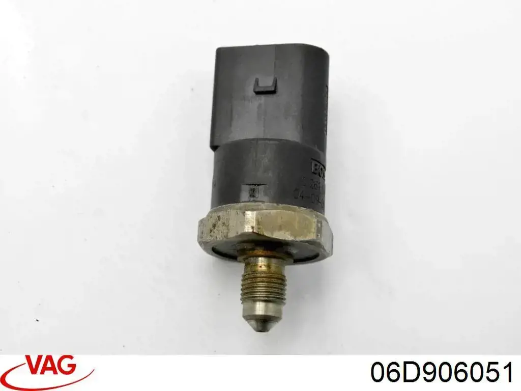 Датчик тиску палива VAG 06D906051