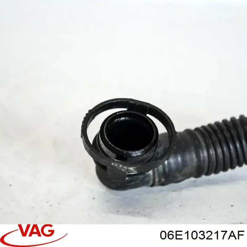 Трубка картера повітряна VAG 06E103217AF ціна, від 15.01 USD