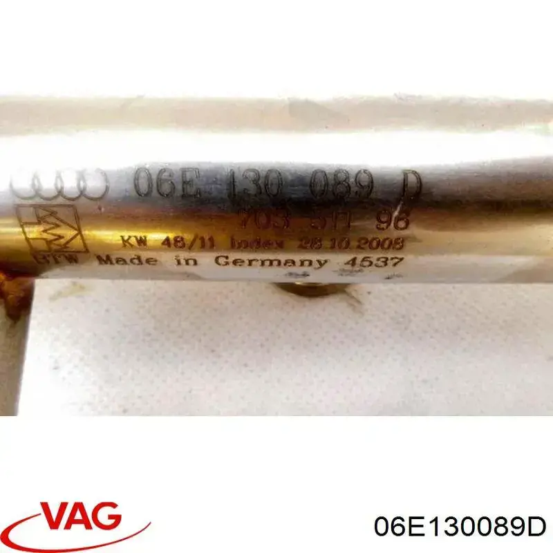 06E130089D VAG Розподільник палива (рампа) лівий