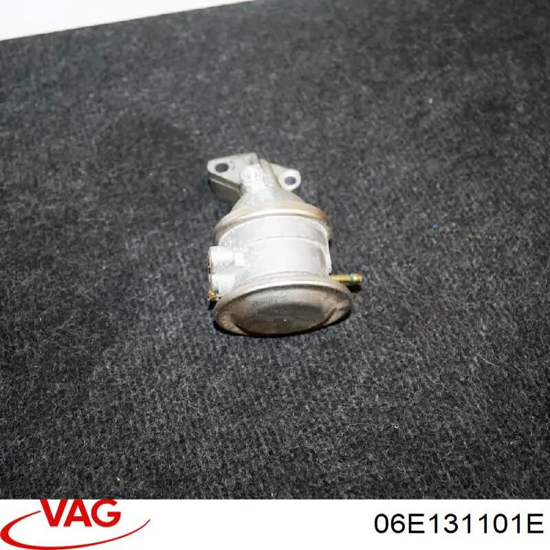 Клапан подачі вторинного повітря VAG 06E131101E ціна, від 4.17 USD