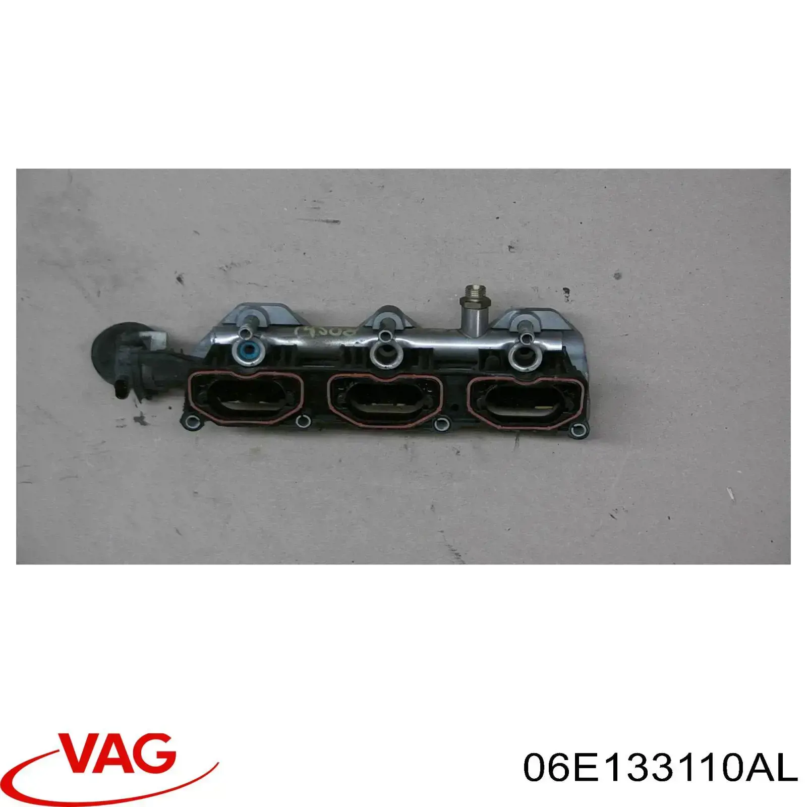 Колектор впускний нижній 06E133110AF VAG