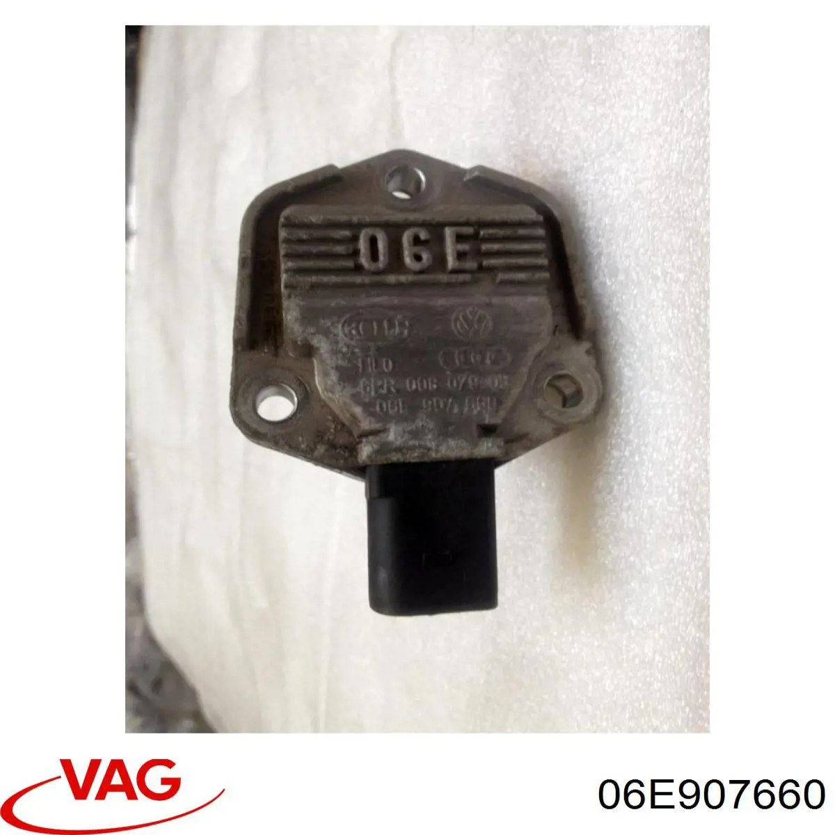 Датчик рівня масла 06E907660 VAG