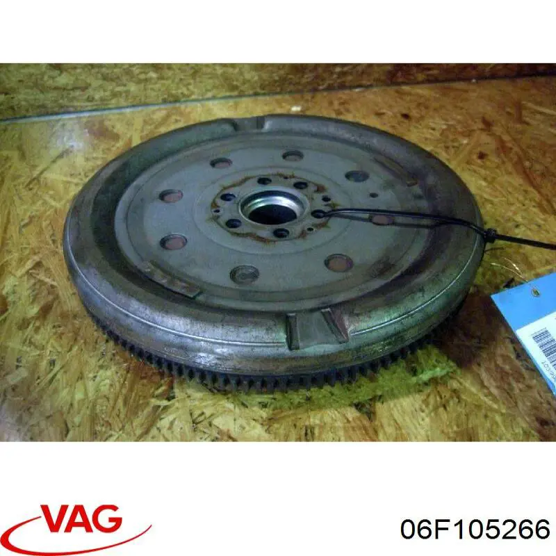 Купити 06F105266 VAG Маховик із зубчастим ободом в зборі