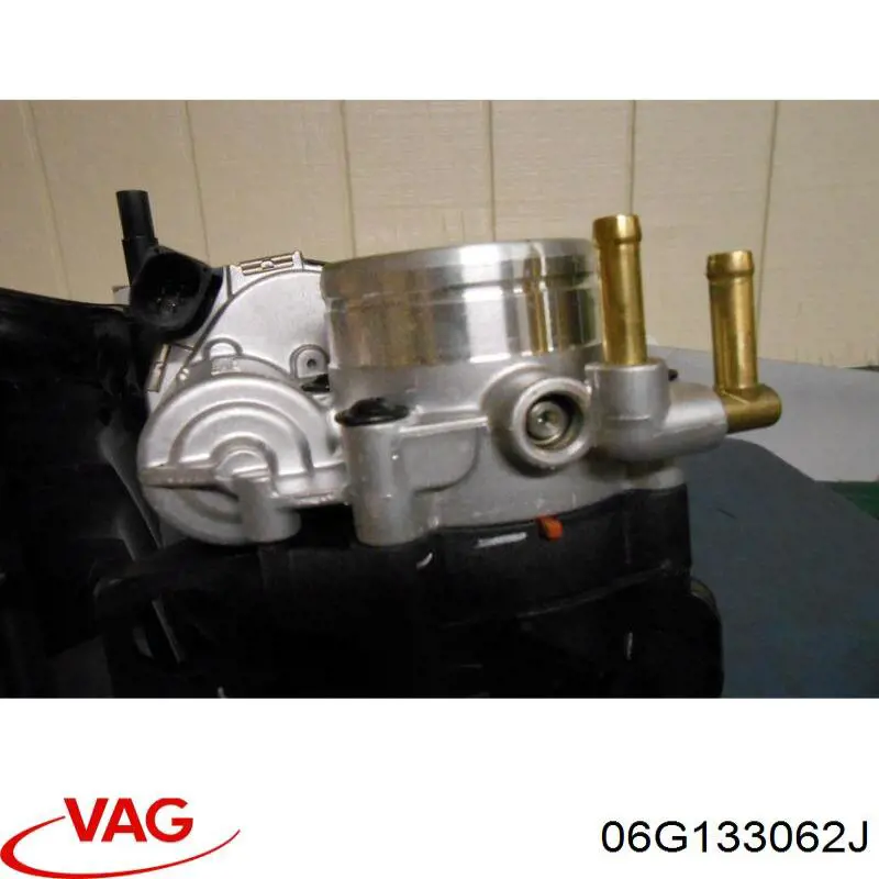 Купити 06G133062J VAG Дросільна заслінка