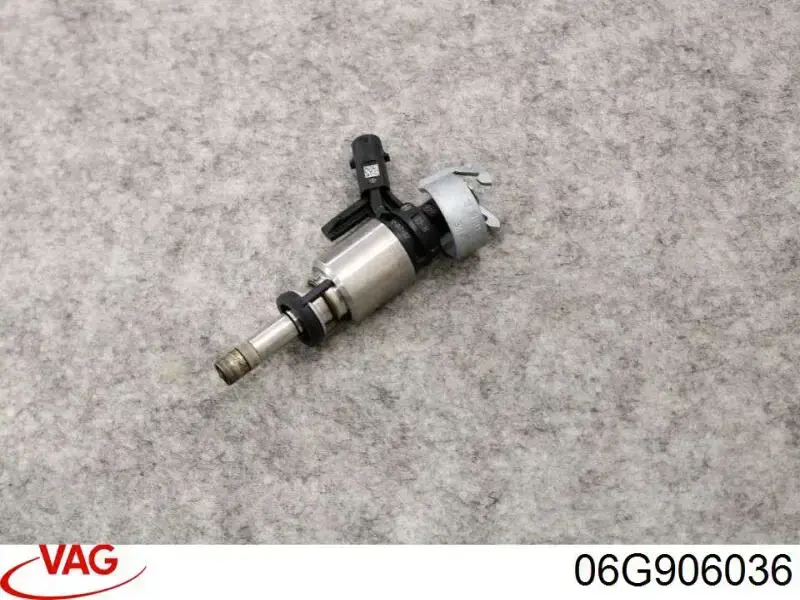 Паливні форсунки 06G906036K VAG