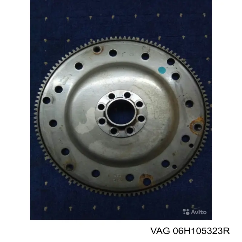 06H105323R VAG Демпферний маховик
