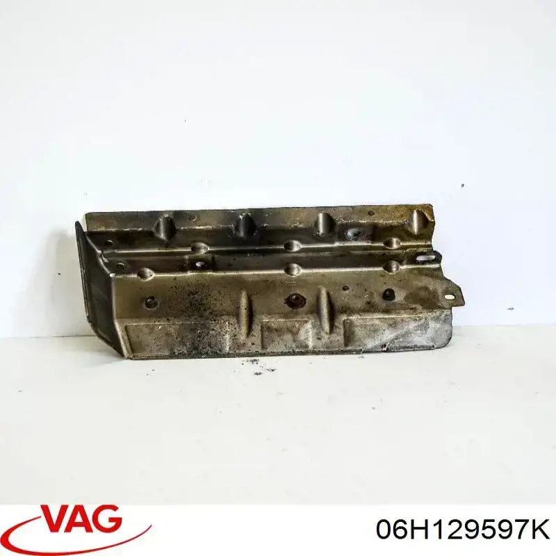 Купити 06H129597K VAG Кришка випускного колектора