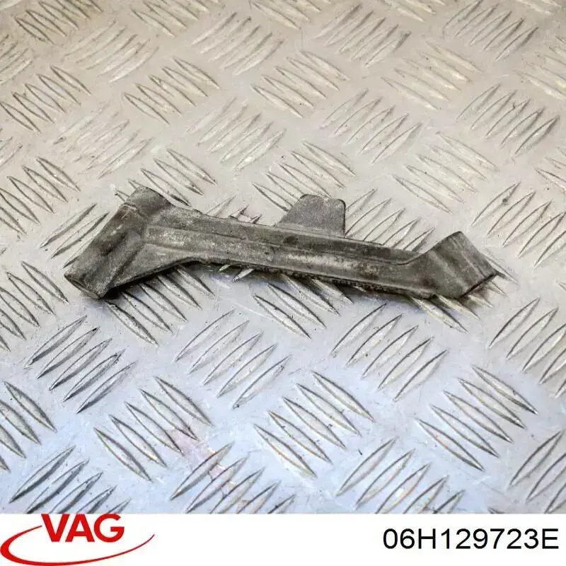 Кронштейн впускного колектора VAG 06H129723E ціна, від 10.13 USD