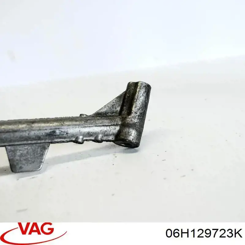 Купити 06H129723K VAG Кронштейн впускного колектора