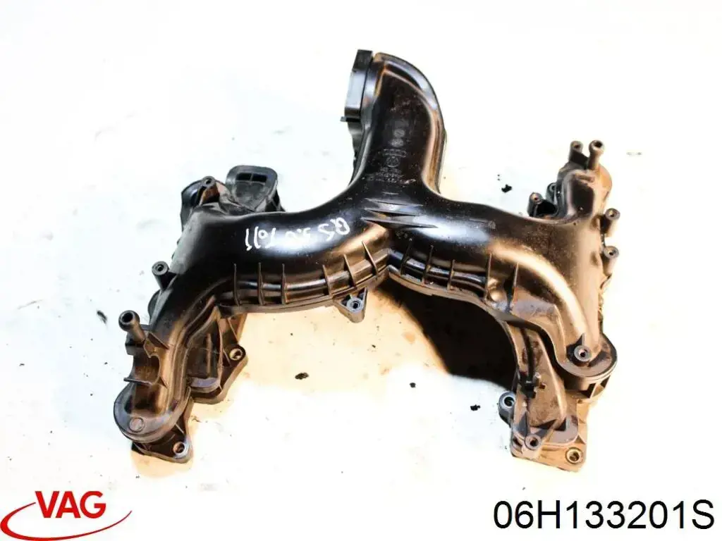 Колектор впускний VAG 06H133201S ціна, від 17.78 USD
