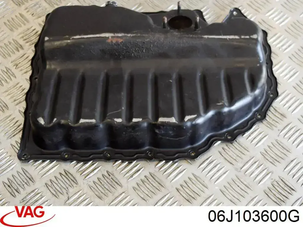 Купити 06J103600G VAG Піддон масляний картера двигуна, нижня частина