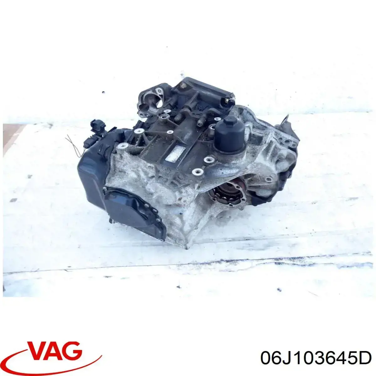 Купити 06J103645D VAG 