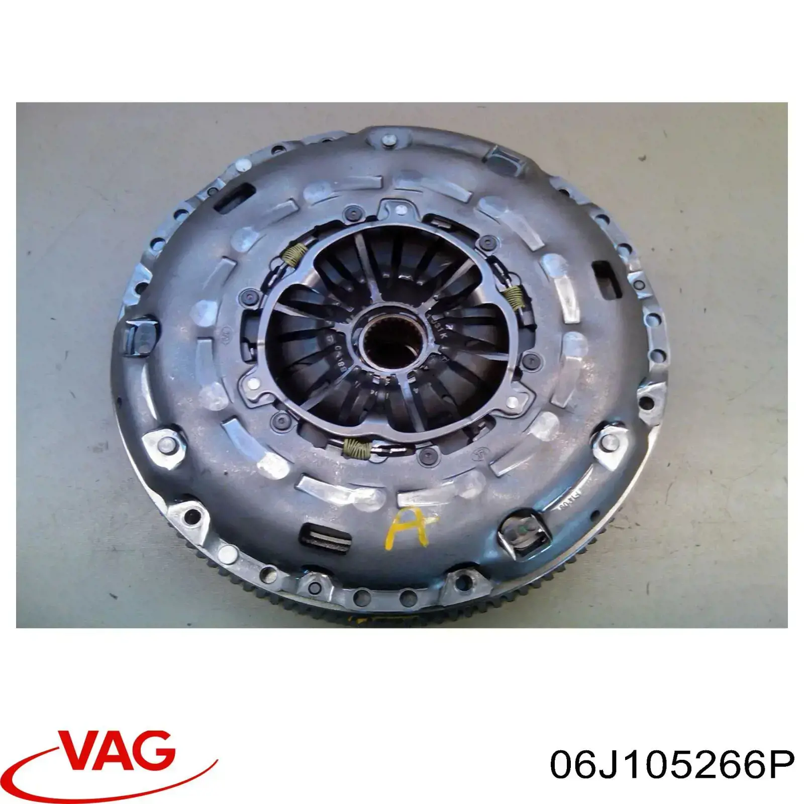 06J105266P VAG Демпферний маховик