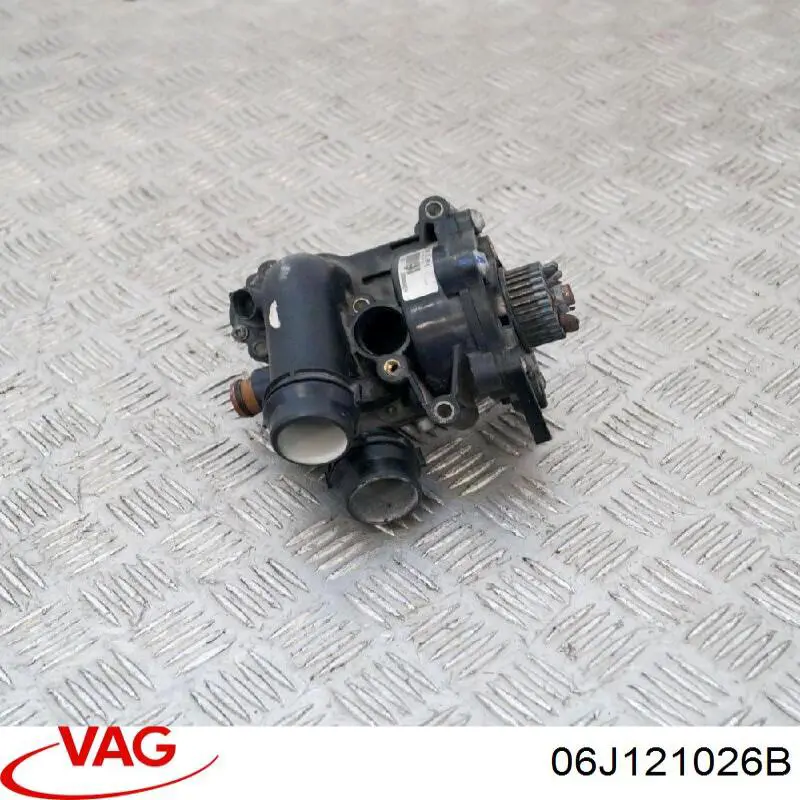 Купити 06J121026B VAG Помпа водяна (насос) охолодження, в зборі з корпусом