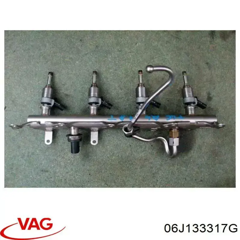 Рампа форсунок системи упорскування палива VAG 06J198510A ціна, від 12.67 USD