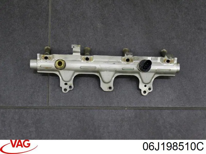 Рампа форсунок системи упорскування палива VAG 06J198510C ціна, від 8.80 USD