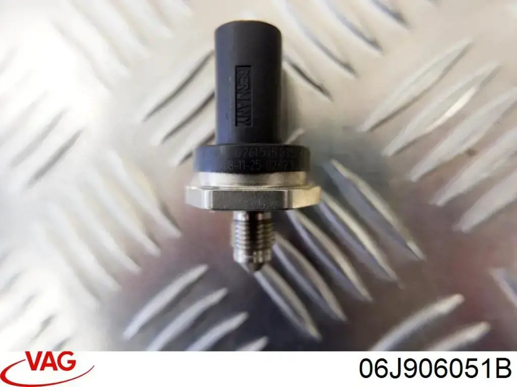 Датчик тиску палива 261545050 Bosch