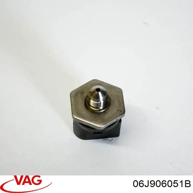 Датчик тиску палива 06J906051B VAG