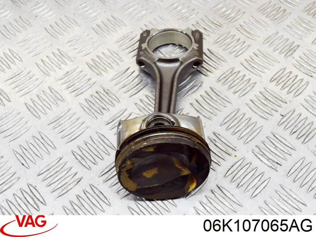 Купити 06K107065CJ VAG Поршень в комплекті на 1 циліндр, STD