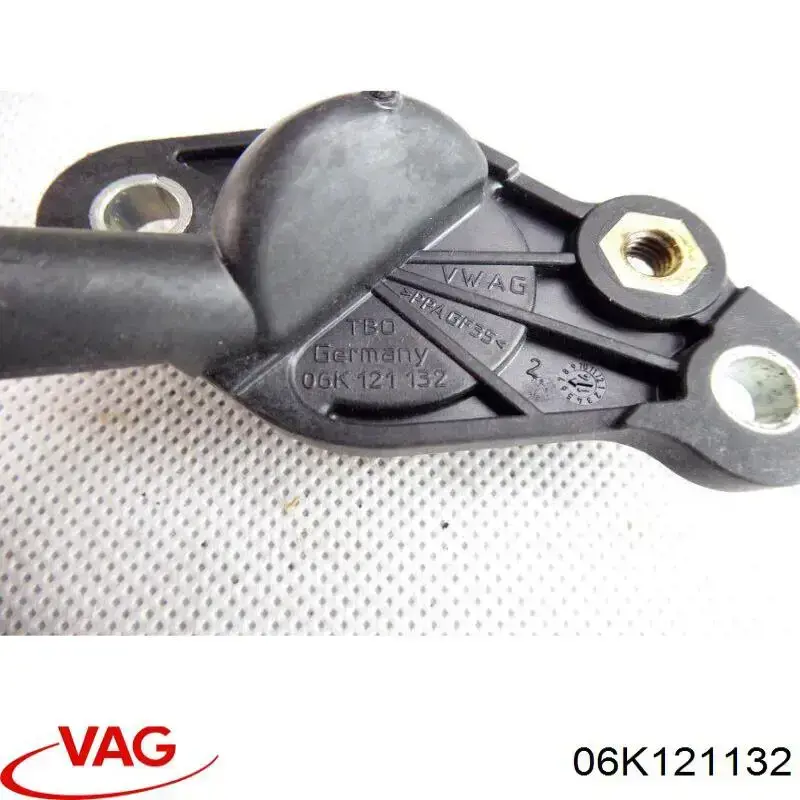 Фланець системи охолодження (трійник) Vika 11211856601 ціна, від 4.92 USD