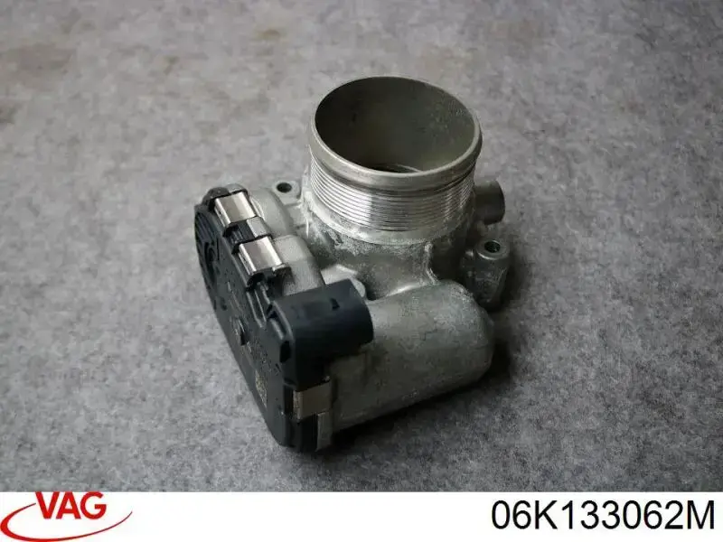 Блок дросельної заслінки VAG 06K133062M ціна, від 10.38 USD
