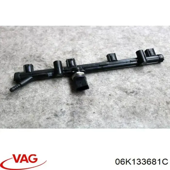 Рампа форсунок системи упорскування палива VAG 06K133681C ціна, від 2.78 USD