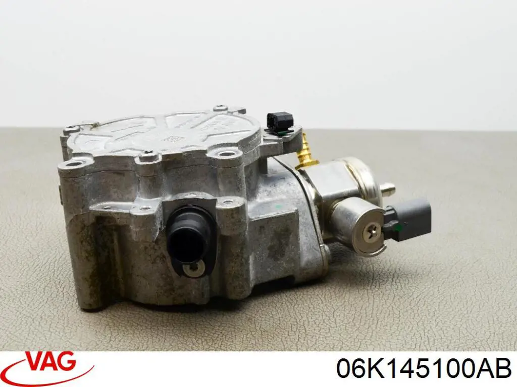 Насос вакуумний VAG 06K145100AB