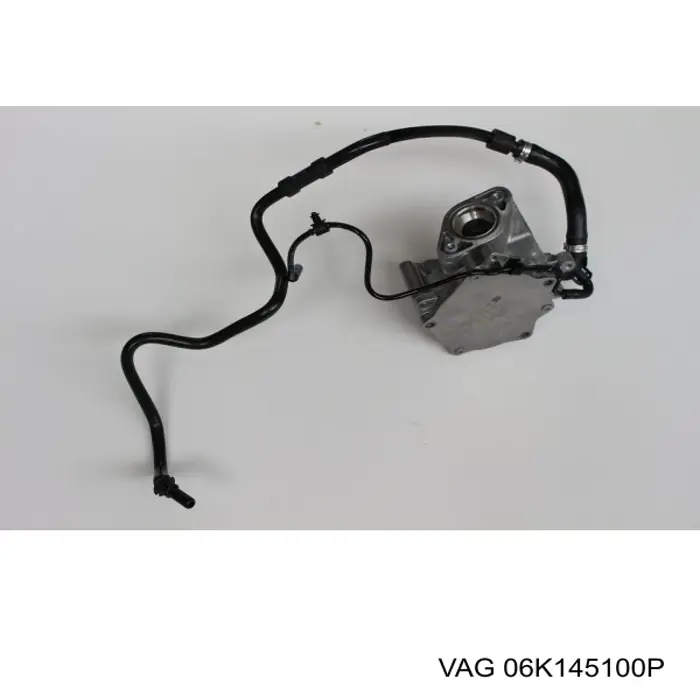 Насос вакуумний VAG 06K145100P