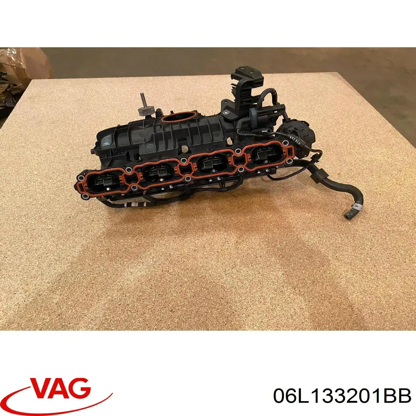 06L133201BB VAG Колектор впускний