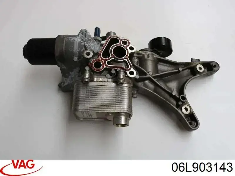 Кріплення генератора Audi Q3 