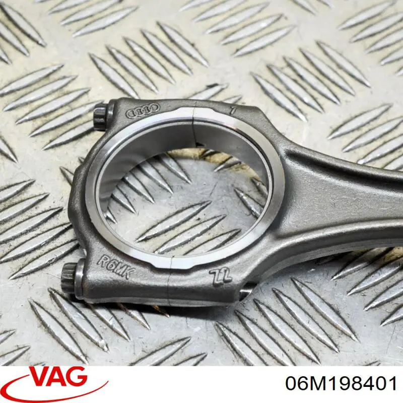 Шатун поршня двигуна 06M198401 VAG