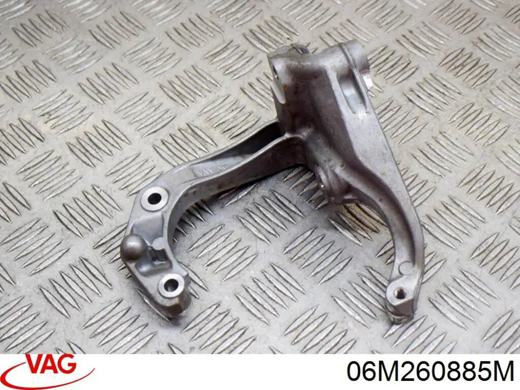 06M260885M VAG Кронштейн компресора кондиціонера
